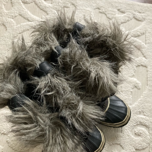 Sleek Joan of Arctic Animal Print, Sz 6 - Picture 6 of 7